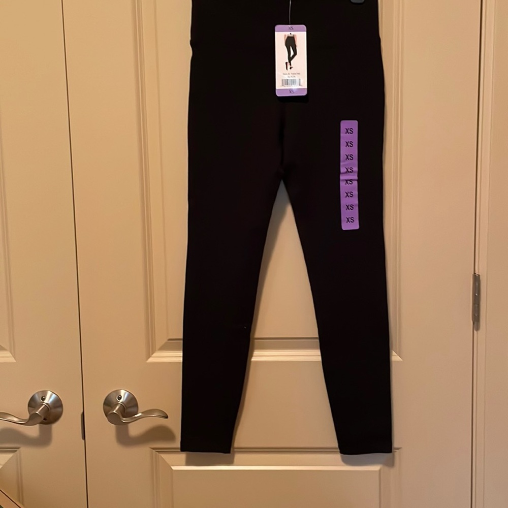 NWT Max Mia leggings.  XS black